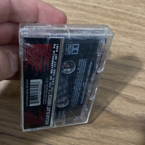 MACABRE - Sinister Slaughter 1993 Cassette (Collectible) Nuclear Blast America - Picture 3 of 6